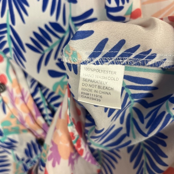 Yumi Kim Womens XS Boho Blouse White Floral Tie Sleeve Tropical Lightweight - Picture 5 of 8